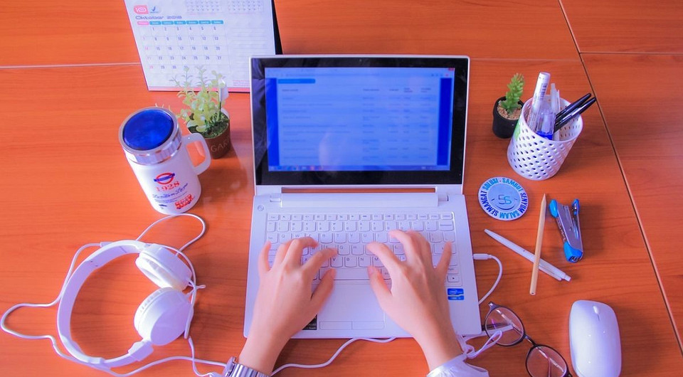 Сколько зарабатывают блогеры, инновационные технологии от Samsung и проблемы OLED-телевизоров — главные новости за неделю