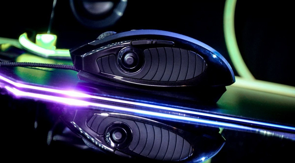 Lexip Gaming Mouse: первая игровая мышка со встроенным джойстиком