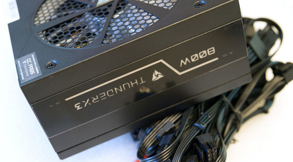 Обзор и тестирование блока питания ThunderX3 Plexus 800