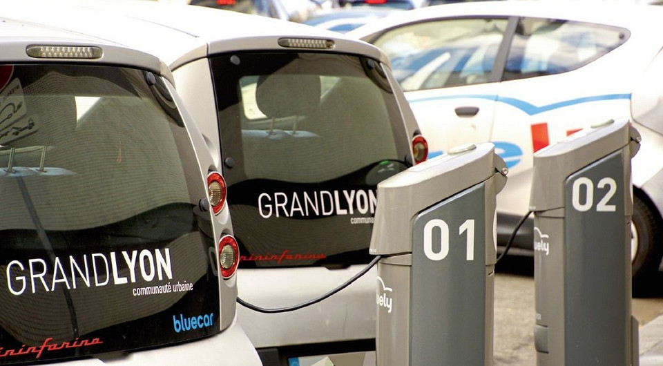 Когда окупится электромобиль? Сравниваем модели