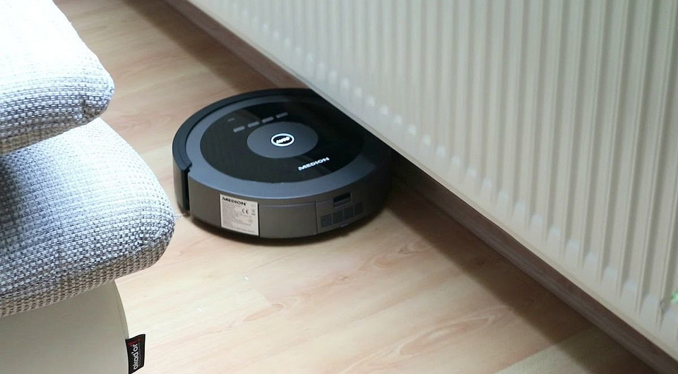 Обзор робота-пылесоса Medion MD 17225: почти идеален, но боится препятствий