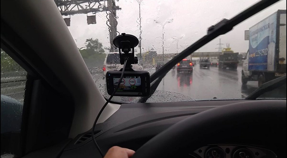 Дорога под присмотром: тест видеорегистратора и радардетектора Prestigio RoadScanner 700 GPS