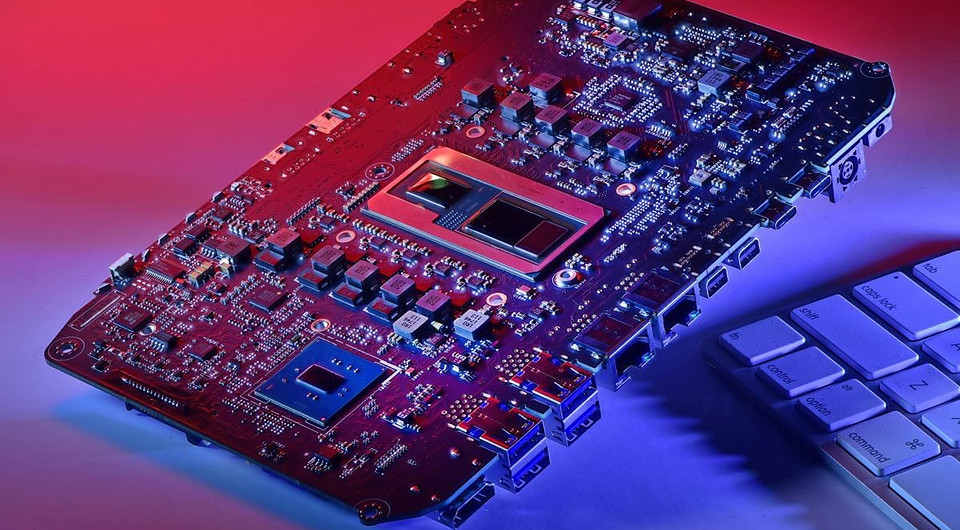 Intel EMIB: Мост для двух чипов