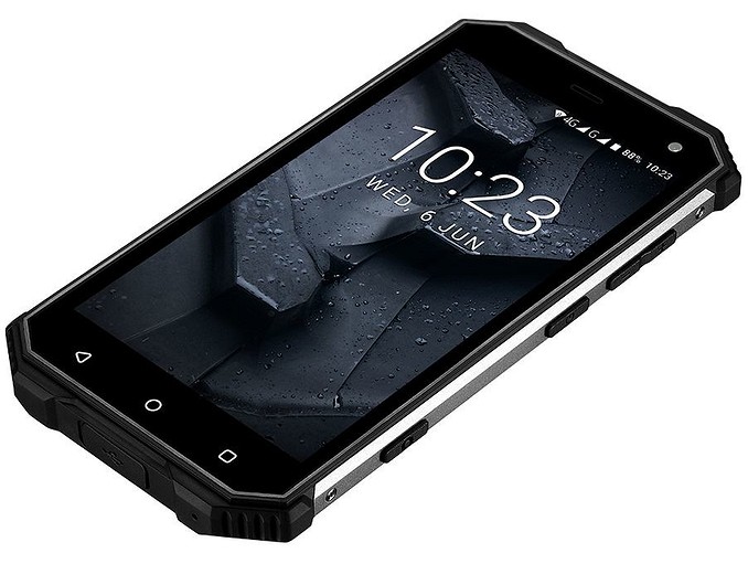 Противоударный смартфон Prestigio Muze G7 LTE получил защиту от пыли и воды по стандарту IP68