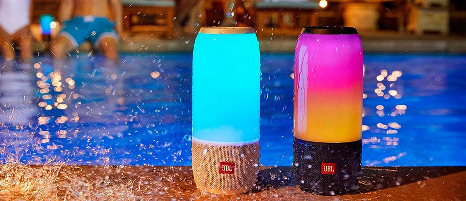 Тест колонки JBL Pulse 3: Светомузыка без проводов