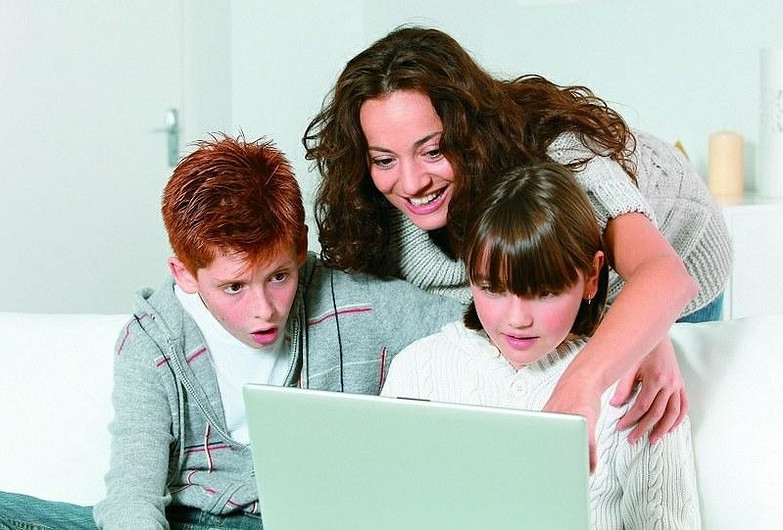 Как защитить ребенка от плохого интернета?