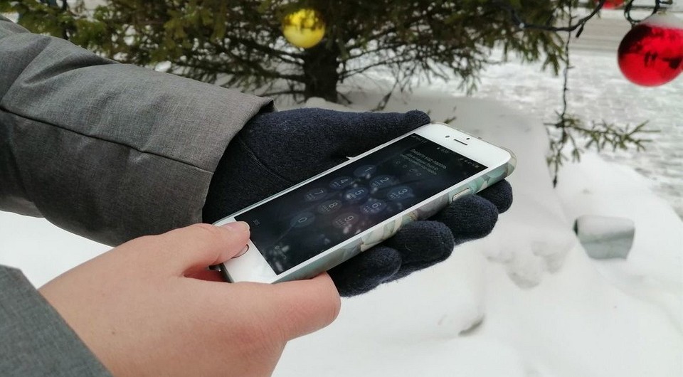 Айфон отключается на морозе: что делать?