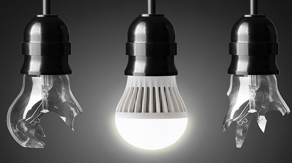 Почему часто перегорают лампочки в квартире? 9 основных причин