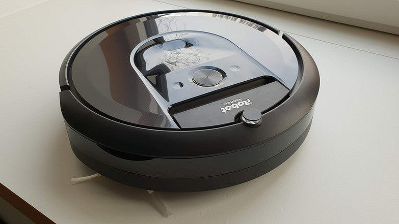 Обзор робота-пылесоса iRobot Roomba i7+