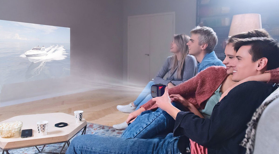 Обзор мини-кинотеатра CINEMOOD: проектор на ладони