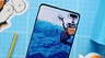 Пользователи Reddit обыгрывают отверстия в дисплеях Samsung S10