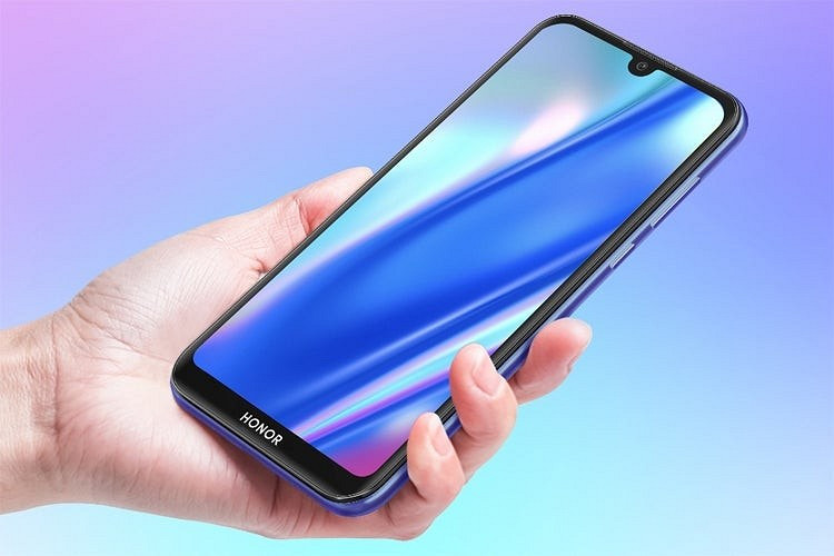 В Россию приехал потенциальный бестселлер всего за 8490 руб. — Honor 8S