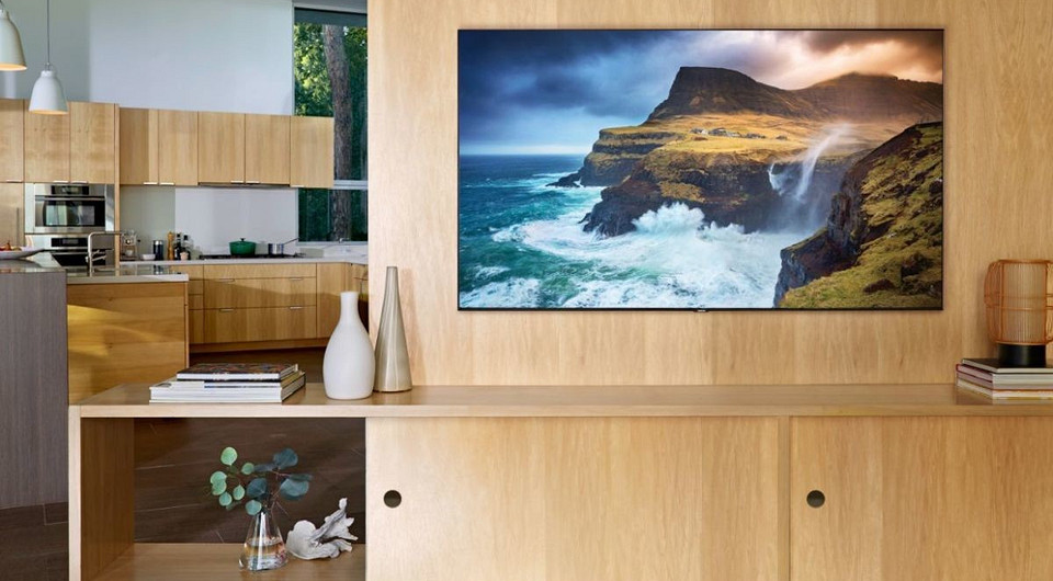 Samsung привезла в Россию 8К и 4K QLED-телевизоры