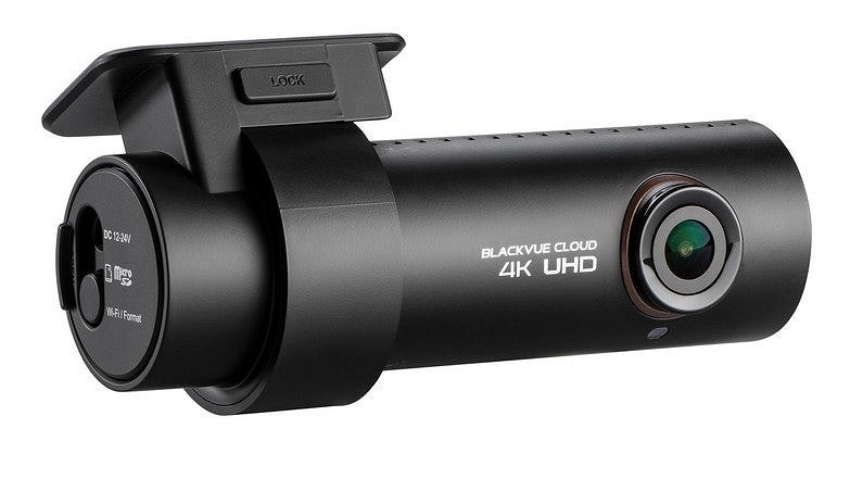 Тест видеорегистратора BlackVue DR900S-1CH: хорошее 4K при съемке днем