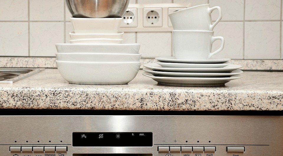 Посудомоечная машина не качает воду — что делать?