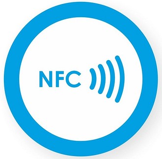 Чтобы оплатить что-то смартфоном через NFC, необходимо убедиться, что терминал в магазине или банке также поддерживает этот тип связи. Обычно такие платежные терминалы отмечены знаком с в...