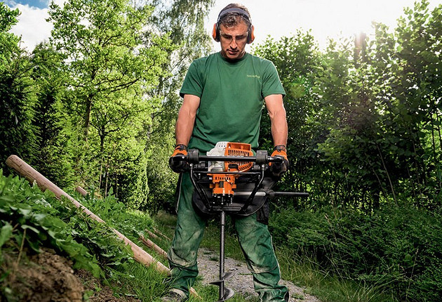 Выбираем мотобур: 5 моделей для дачников, строителей и рыбаков