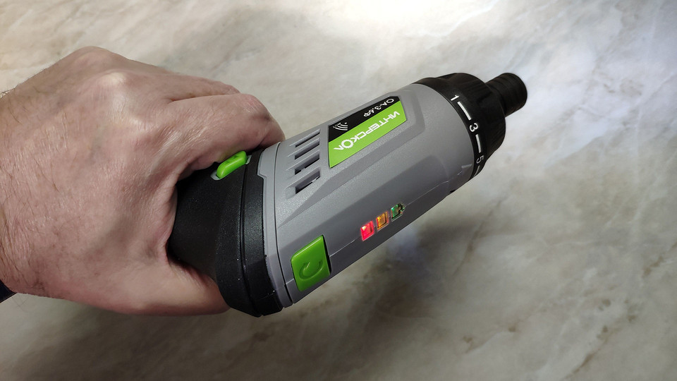 Какие подарки выбрать для автолюбителей и компьютерщиков: 10 полезных гаджетов