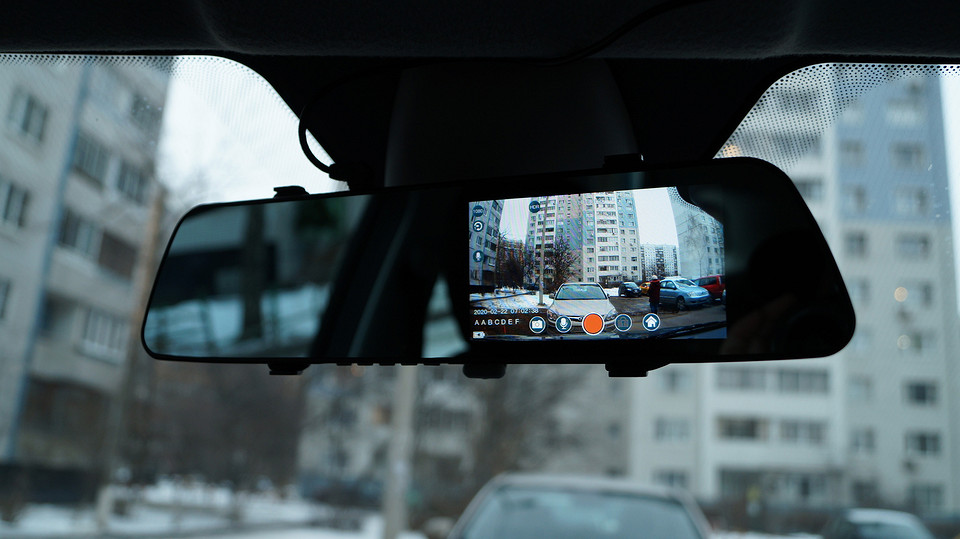 Какие подарки выбрать для автолюбителей и компьютерщиков: 10 полезных гаджетов