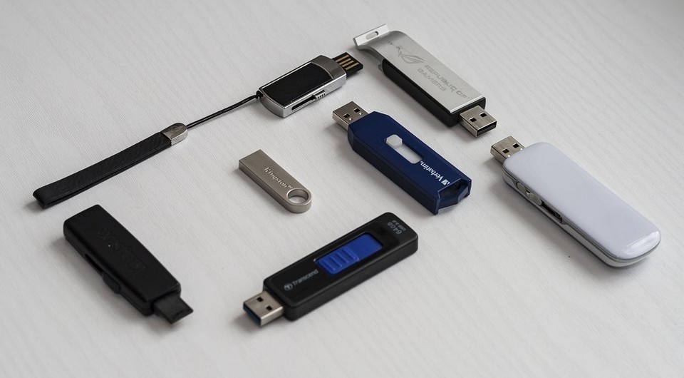 Best large flash drives: top 5 models from 128 GB