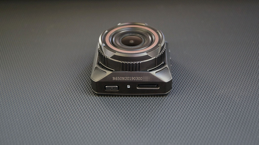 Тест видеорегистратора NAVITEL R650 NV: хорошая ночная съемка и функция веб-камеры