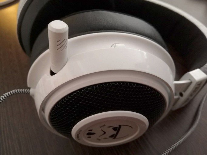 Обзор гарнитуры Razer Kraken Stormtrooper Edition: приятный дизайн и идеальный звук в играх и кино