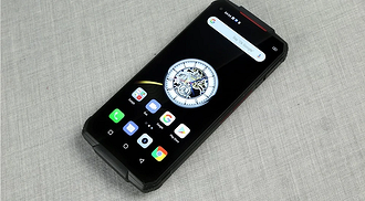 Oukitel презентовала защищенный смартфон, оснащенный ночным видением