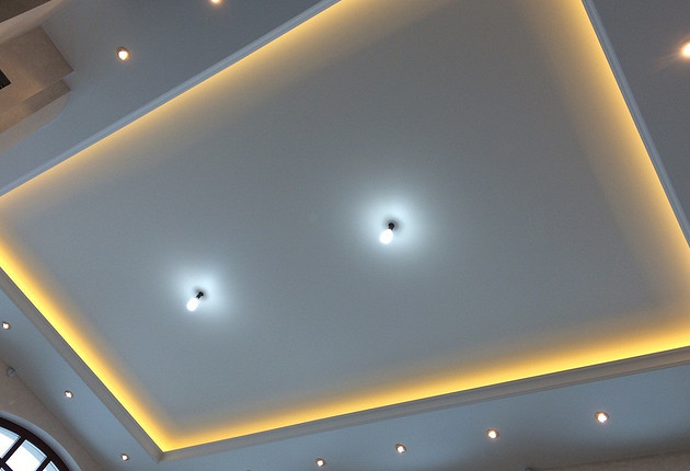 Можно ли монтировать распаечные коробки под подвесной потолок?