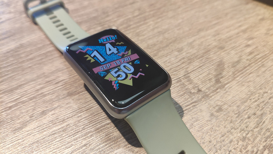 Обзор умных часов Huawei Watch Fit: правильные формы