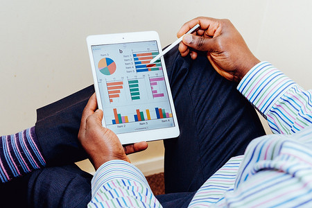 fit 450 300 false crop 3617 2035 0 245 q90 457952 08de34d08b7c86d76104cba5a журналы про мобильные телефоны