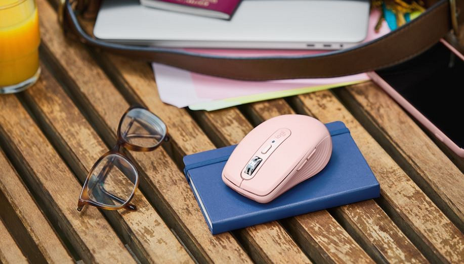 7 идей для подарков современным девушкам на Новый год