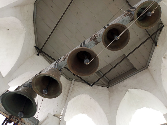 Обзор смартфона Infinix HOT 10 Play: большой экран и большая батарейка