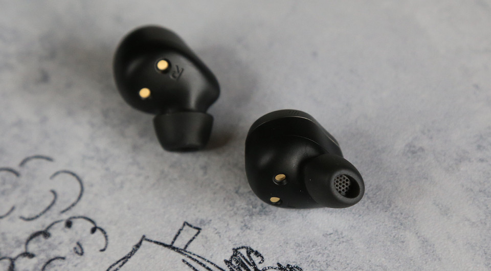 Обзор наушников Jabra Elite 85t: шумодав, съемные сеточки и беспроводная зарядка