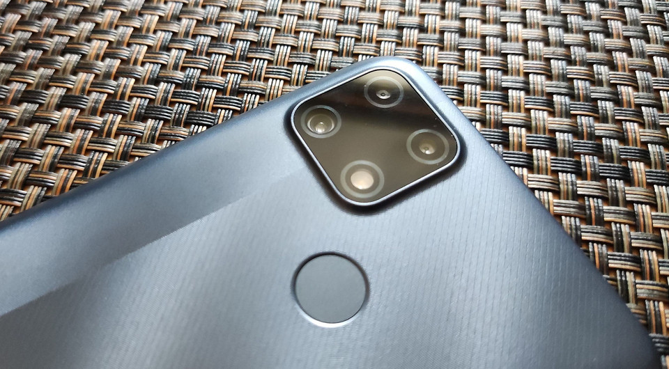 Обзор смартфона realme C25: большой экран, большая батарея Обзор смартфона realme C25: большой экран, большая батарея