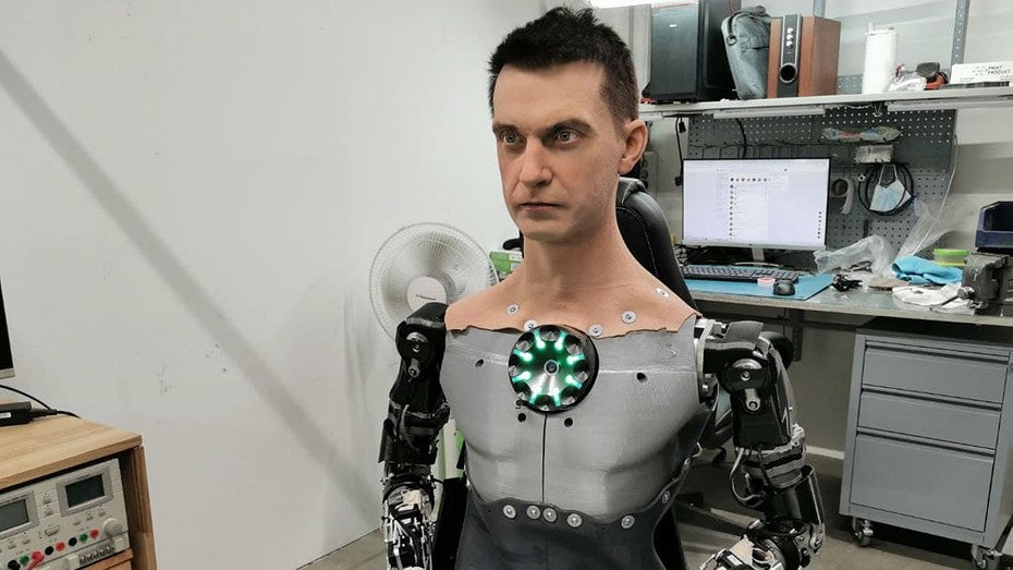 Российская компания создала эмоционального робота-гуманоида