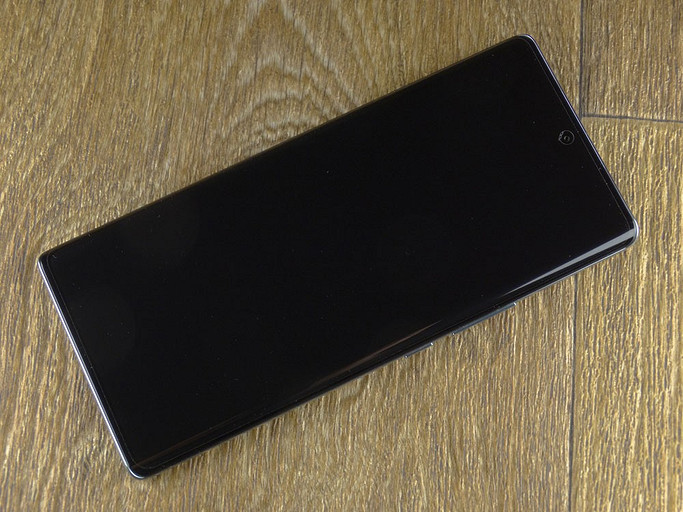 Обзор смартфона Honor 70: флагманские функции по разумной цене