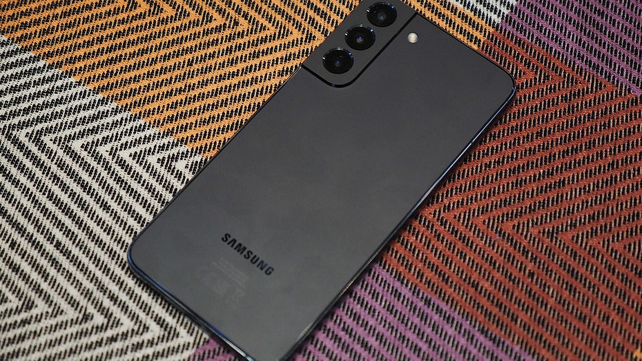 Смартфоны Samsung Galaxy S23 задержатся  Samsung не может сложить цену