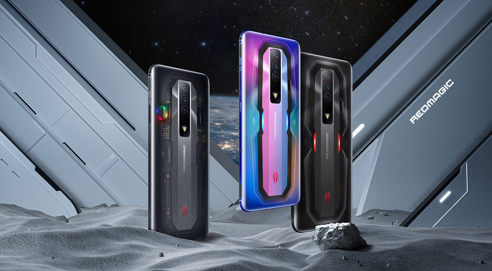 Представлен первый смартфон со 135-ваттной зарядкой - топовые характеристики и подэкранная фронталка в придачу