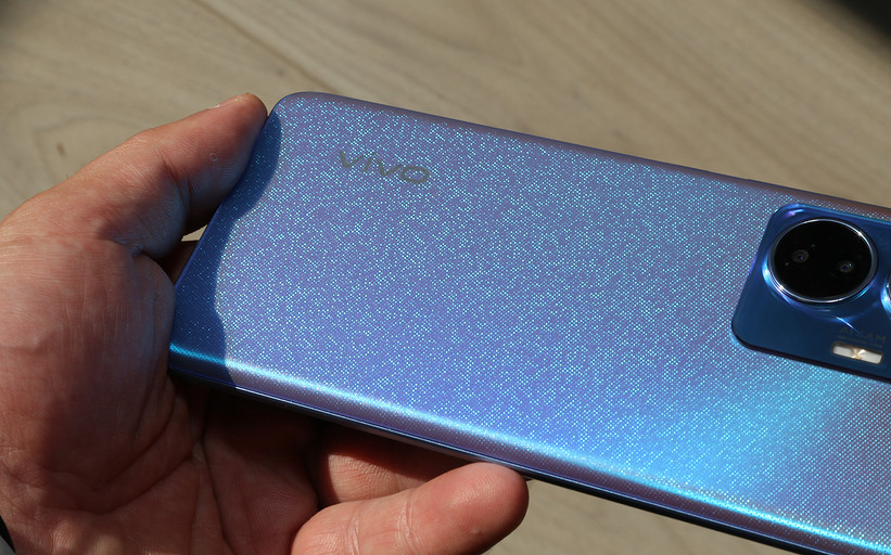 Обзор смартфона vivo T1: есть, на что посмотреть