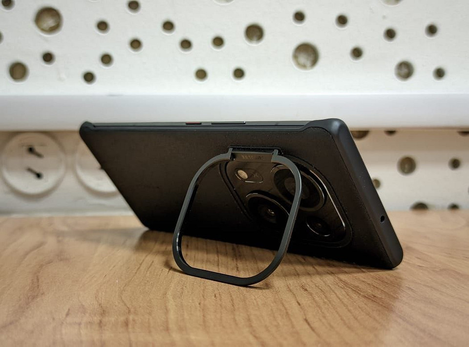 Обзор смартфона TECNO PHANTOM X2: флагман за шикарный прайс