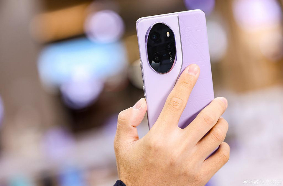 HONOR 100 Pro засветился на живых фотографиях до презентации