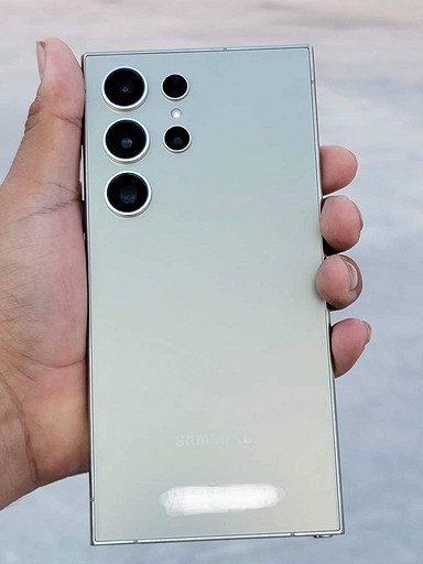 Samsung Galaxy S24 Ultra показали на живых фотографиях за два месяца до презентации