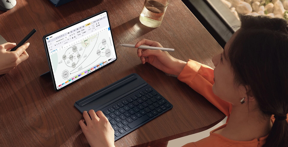 Представлен топовый планшет HUAWEI MatePad Pro 11 (2024) с двусторонней спутниковой связью Представлен топовый планшет HUAWEI MatePad Pro 11 (2024) с двусторонней спутниковой связью