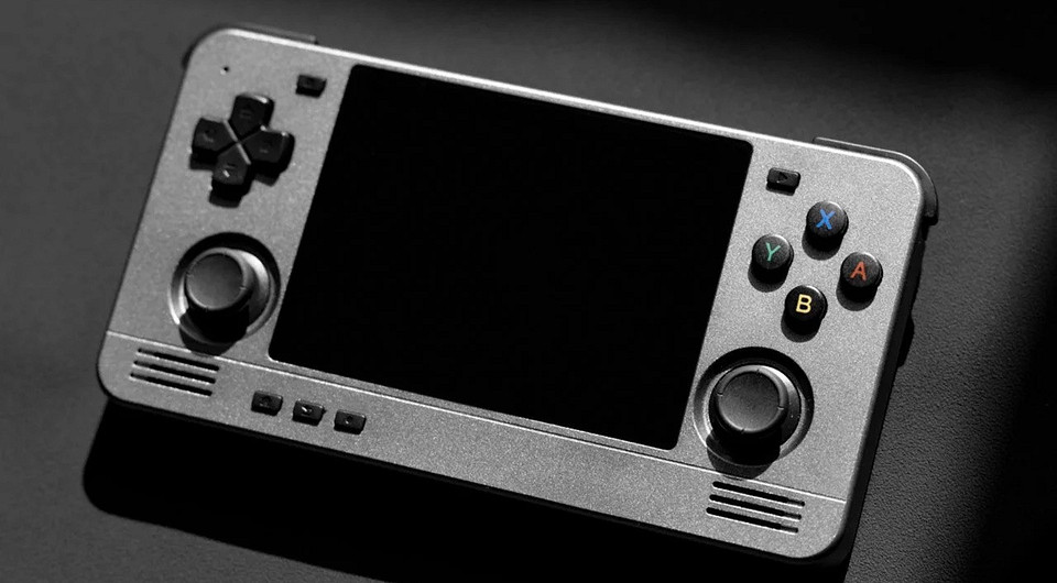 Retroid выпустила новую портативную консоль Pocket 2S Metal Edition