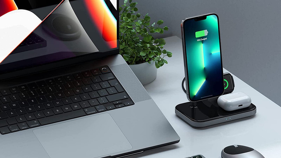 Топ-5 самых полезных аксессуаров для iPhone, которые станут отличным подарком