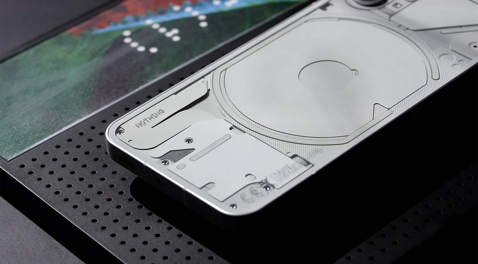 Nothing Phone 2a будет на $100 дешевле, чем Nothing Phone 1 и почти в 2 раза, чем Nothing Phone 2