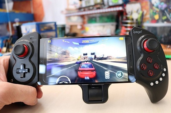 6 устройств для любителей мобильного гейминга: как прокачать игру на смартфоне?