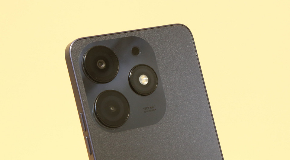 Обзор смартфона TECNO Spark 10 Pro: бюджетник с отличной фронталкой