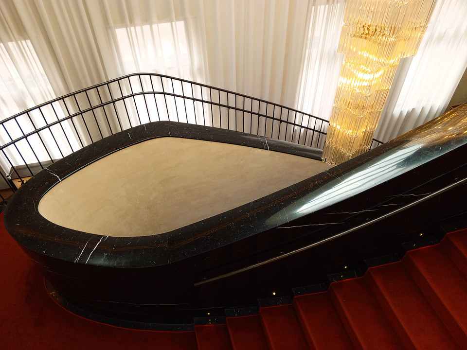 Обзор смартфона TECNO Spark 10 Pro: бюджетник с отличной фронталкой