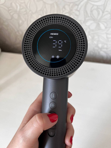 Обзор REMEZ Model S: фен-стайлер с точной настройкой температуры